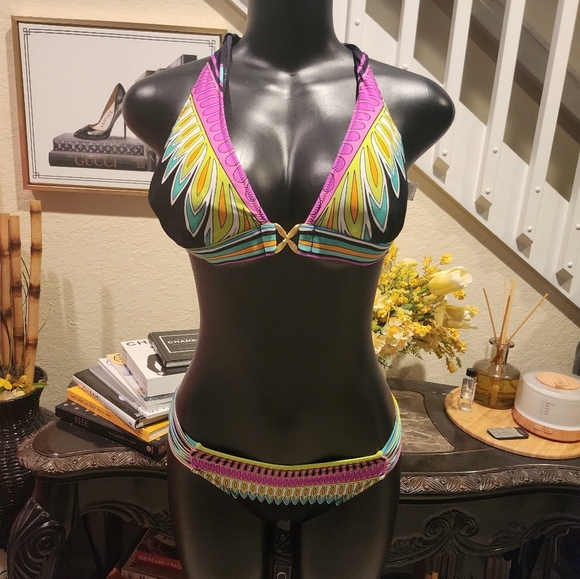 Trina Turk Other - Trina Turk 2 pieces swimsuit